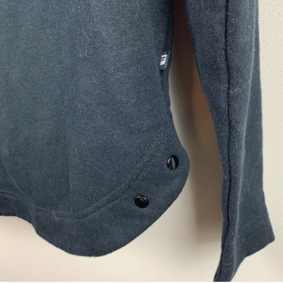 FABLETICS Black "Peary" Snap Shoulder Funnel Neck Crop Pullover Sweatshirt L - Picture 5 of 8